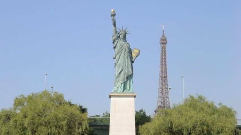 Краткий экскурс по Парижу