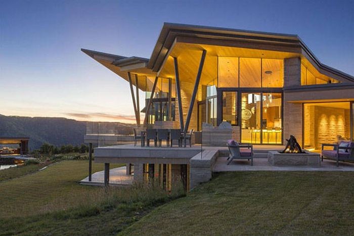 Идеальный дом в тихом и спокойном месте (38 фото)