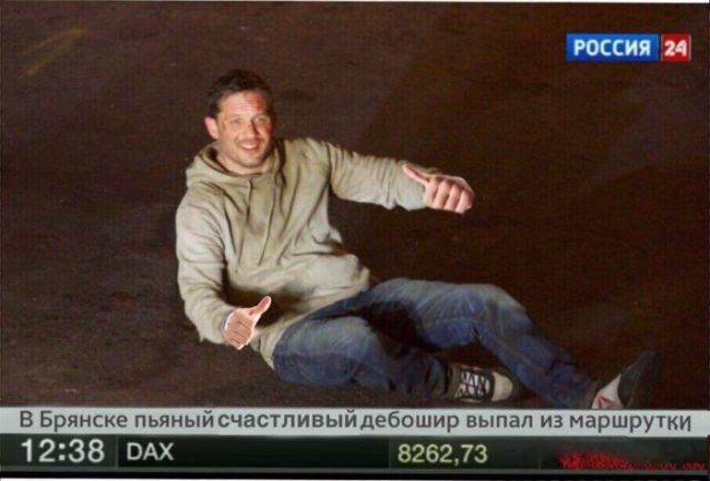 Кадр с актером Томом Харди стал мемом Рунета (22 фото)