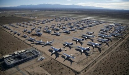 Кладбище самолетов (9 фото)