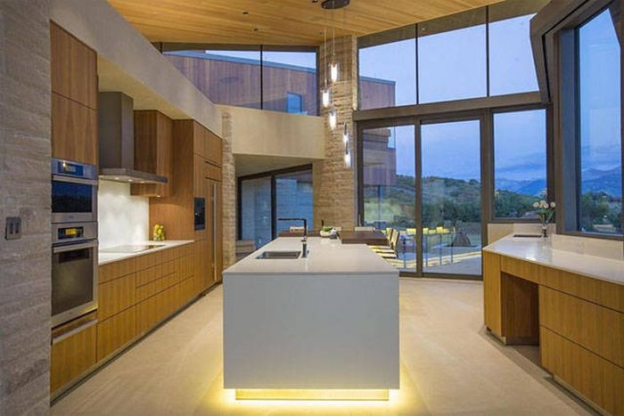 Идеальный дом в тихом и спокойном месте (38 фото)