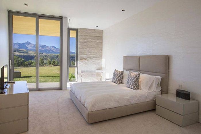 Идеальный дом в тихом и спокойном месте (38 фото)