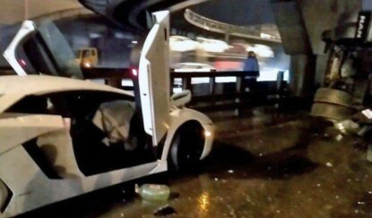 В Подмосковье девушка за рулем Lamborghini перевернула КамАЗ (3 фото)