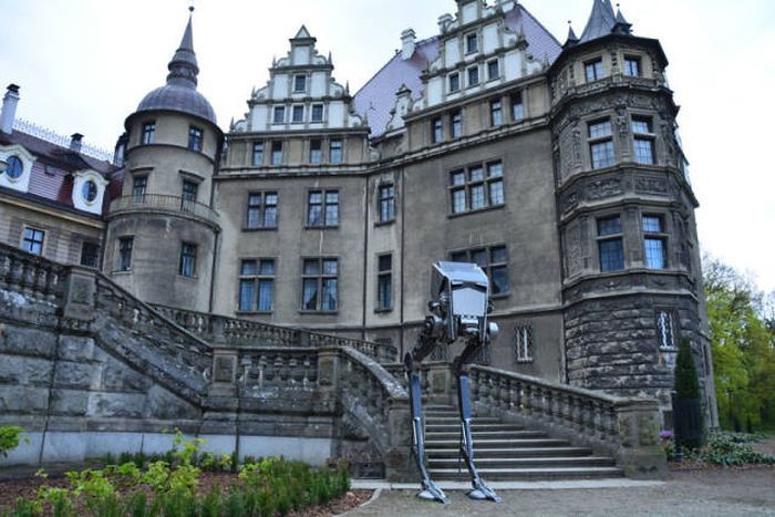 Роботы из металлолома от Себастьяна Кухарского (20 фото)