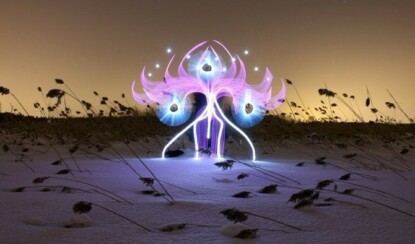 Невероятные работы мастеров светографики (13 фото)