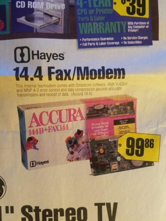 Этот рекламный проспект 1994 года показывает самую крутую технику того времени (10 фото)