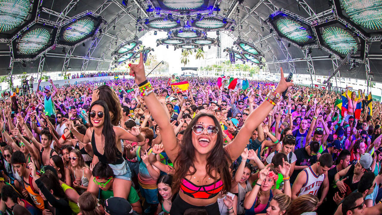 Как стать звездой модных тусовок