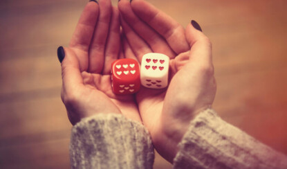 Гадание на кубиках «Что он чувствует ко мне?»