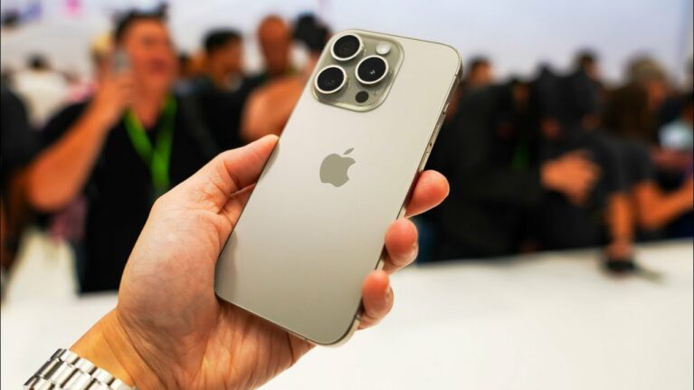 Правда ли iPhone 15 гнется? Тесты, мнения и советы по защите устройства