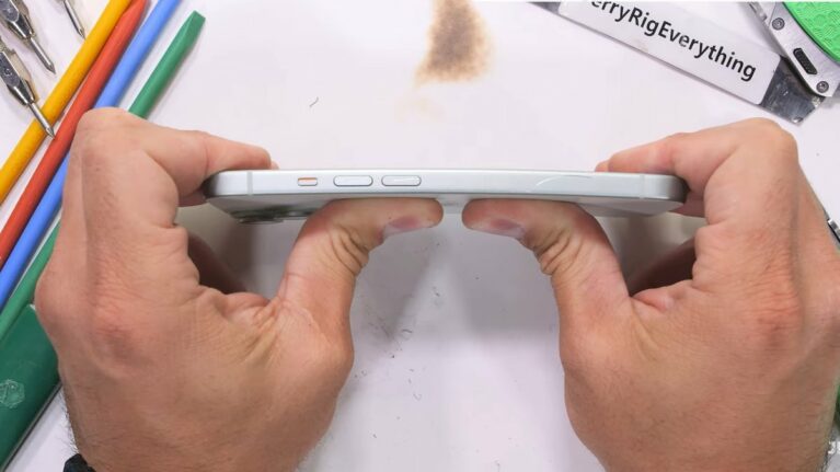 Правда ли iPhone 15 гнется? Тесты, мнения и советы по защите устройства