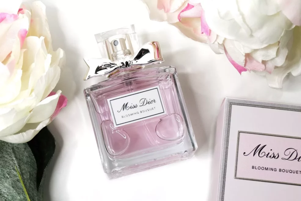 Топ 8 ароматов для нее: лучшие женские парфюмы